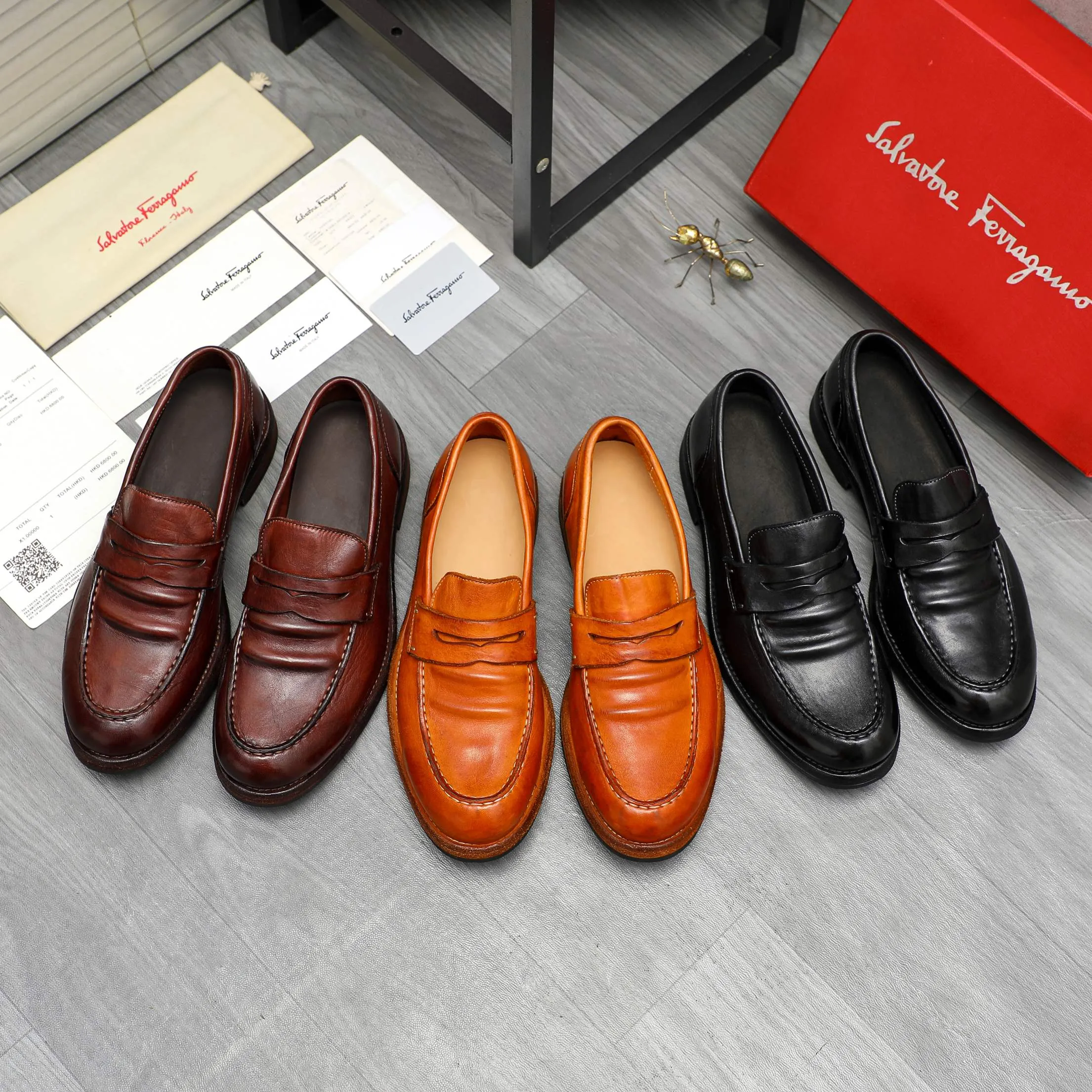 Men's shoes 💰880 Product trademark: LV "Louis Vuitton" business casual slip-on leather shoes Regular size: 37-46 Product materials: Selected high-quality cowhide upper, pigskin lining, rubber outsole